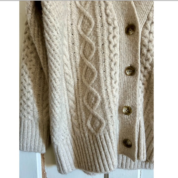 J.Crew Cable-Knit Stretch Cardigan Sweater β Size Large β NWT - Picture 5 of 7